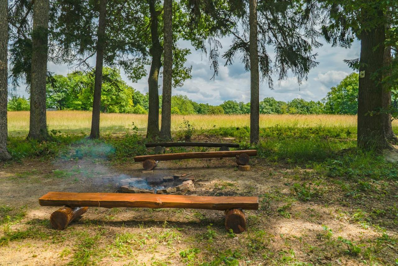 Chata Hlboke Bojnice Exteriér fotografie